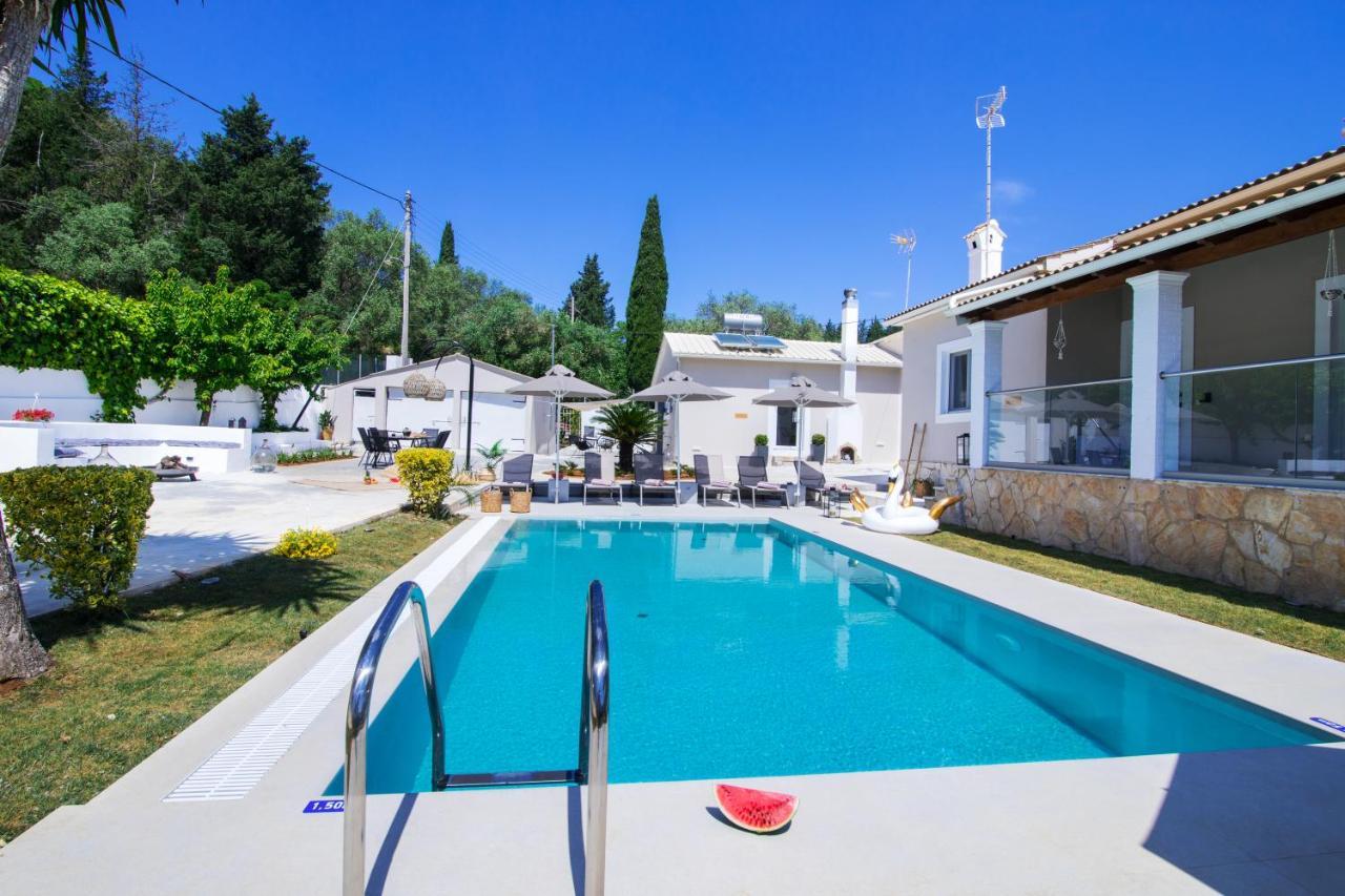 Grande Terra Villas With Swimming Pool Spartylas 외부 사진