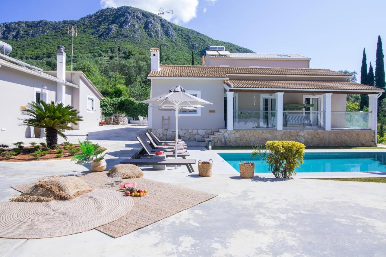 Grande Terra Villas With Swimming Pool Spartylas 외부 사진