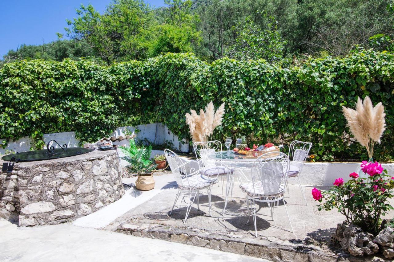 Grande Terra Villas With Swimming Pool Spartylas 외부 사진
