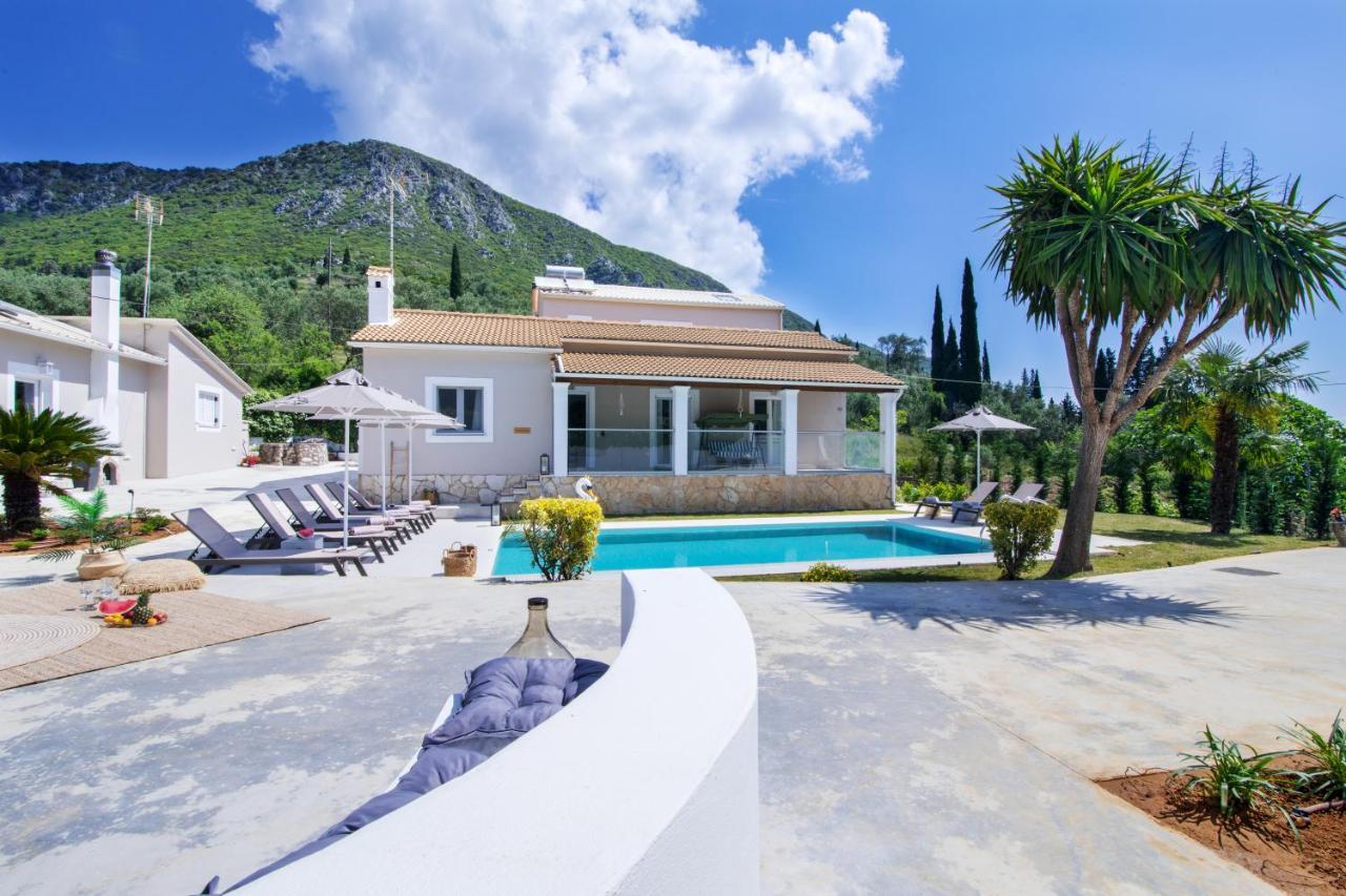 Grande Terra Villas With Swimming Pool Spartylas 외부 사진